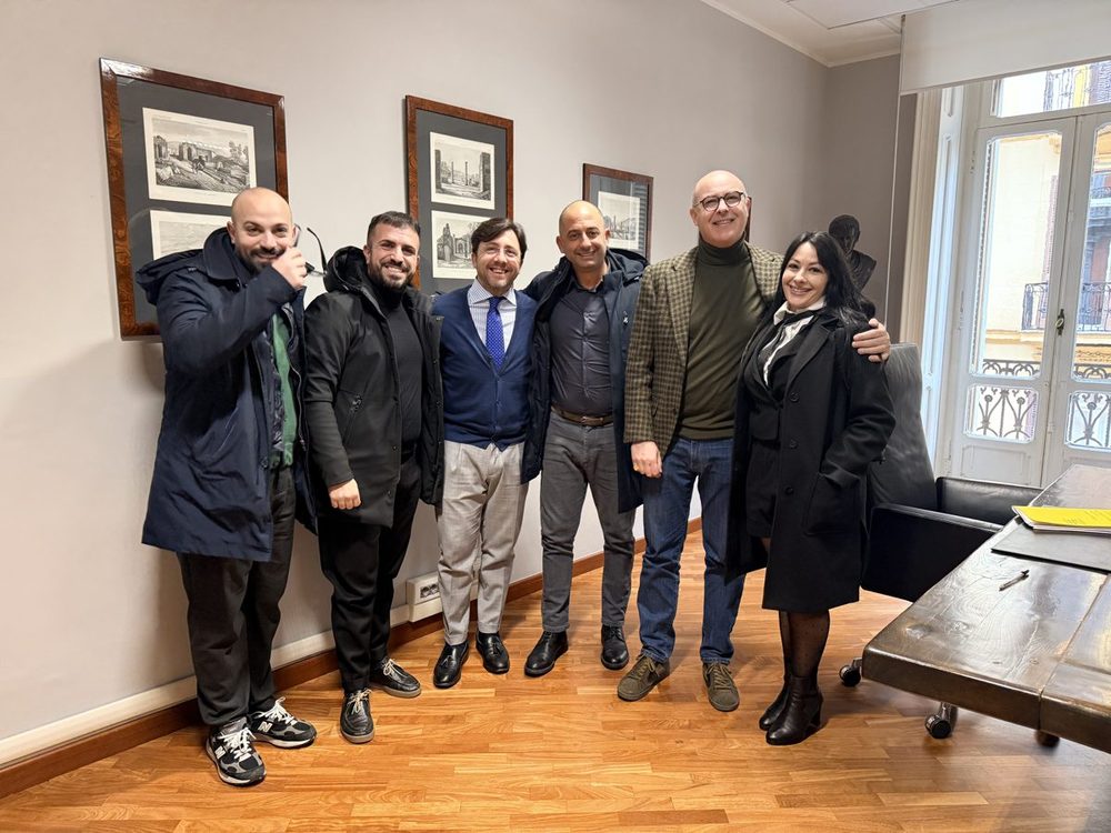 Giorgio Formisano con i suoi clienti